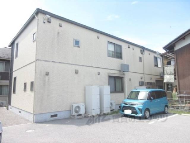 シャンソレール外観写真2