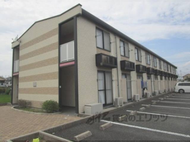 レオパレスめい外観写真3