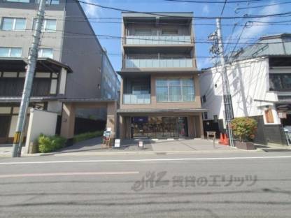 リヒトサール(テナント）外観写真1