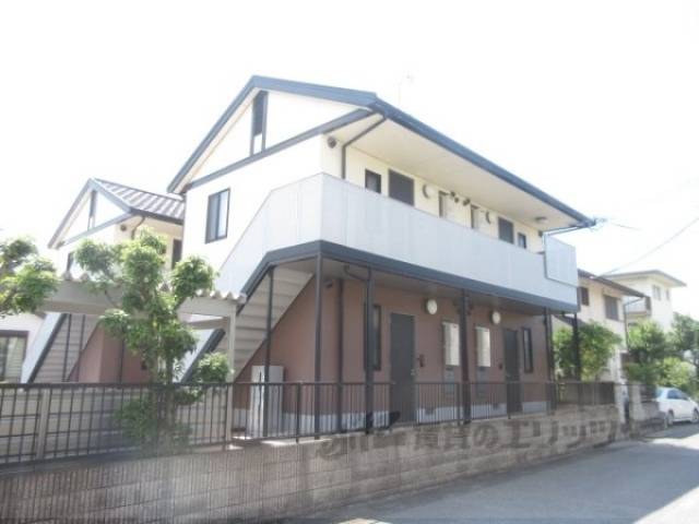 リッチライフ八坂外観写真2