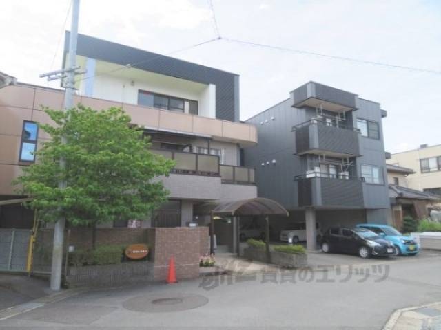 メゾンKANO外観写真1