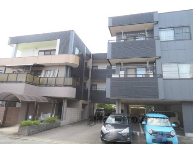 メゾンKANO外観写真2