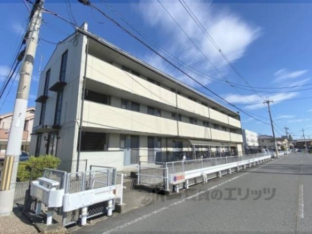 レオパレス冨田外観写真1