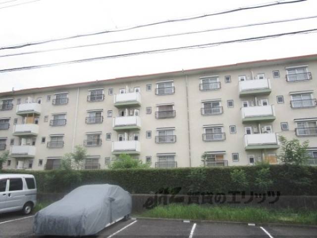 香里ヶ丘西団地Ｄ３６号棟外観写真2
