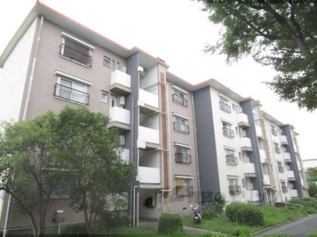 香里ヶ丘西団地Ｄ３０号棟外観写真1