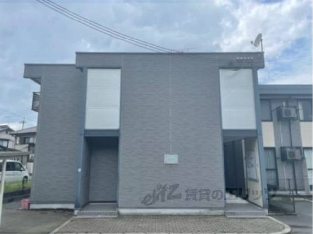 レオパレスサニーヒル外観写真2