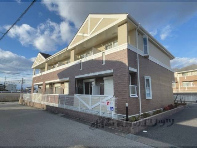 メゾン　カルム外観写真2