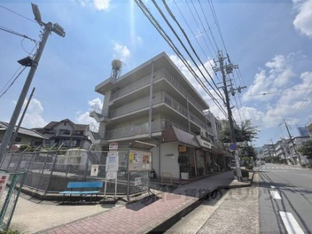 富雄サニーハイツ外観写真1