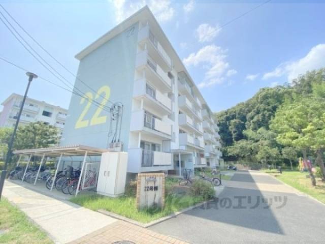 釈尊寺第二団地２２号棟外観写真1