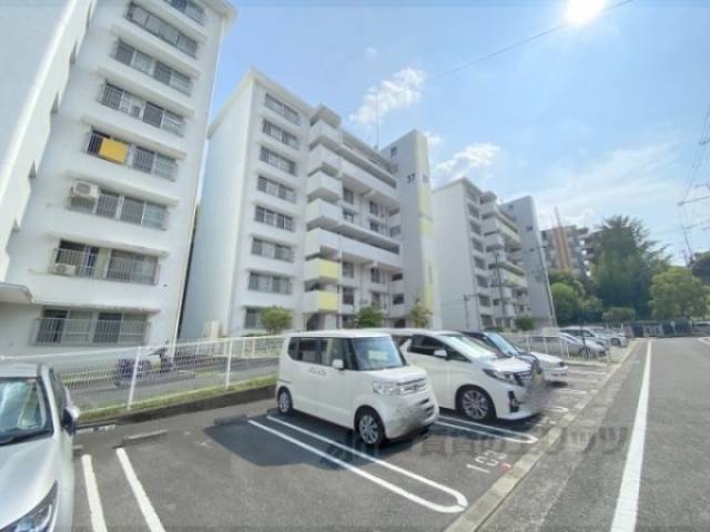 釈尊寺第二団地３７号棟外観写真2