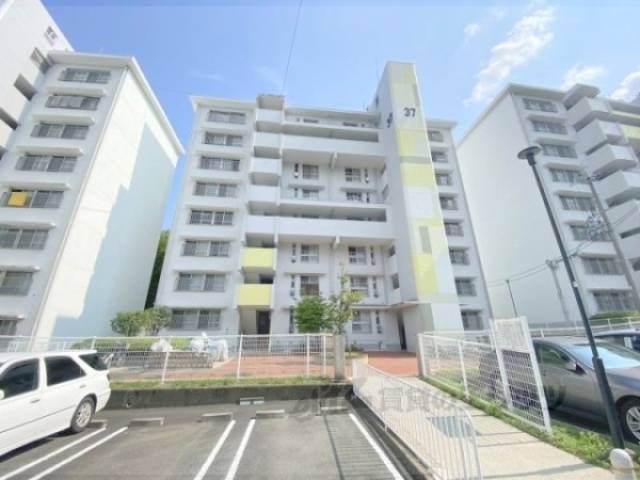 釈尊寺第二団地３７号棟外観写真3