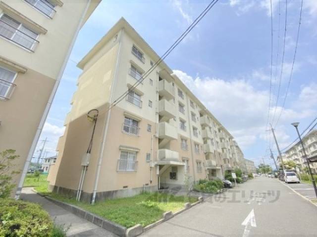 桜丘団地３号棟外観写真1