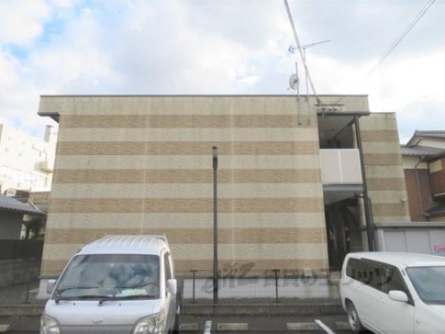 レオパレスすみれ１外観写真2