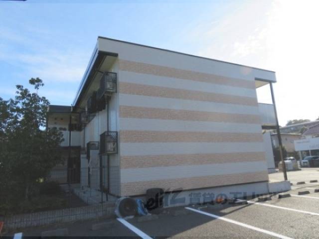 レオパレスクレインコート横田外観写真3