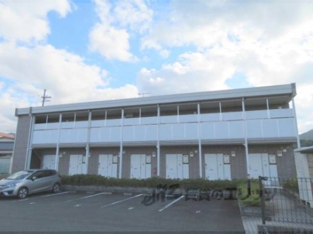 レオパレス森外観写真3