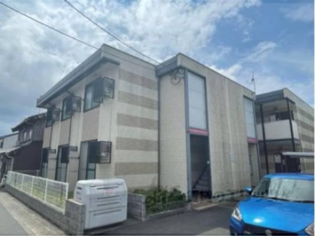 レオパレス嵯峨外観写真1