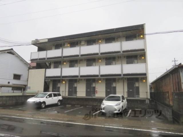 レオパレスルエスト外観写真3