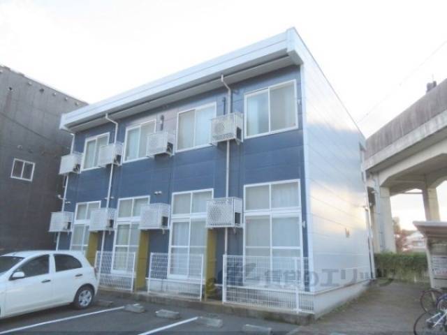レオパレスエヴァーグリーン外観写真1