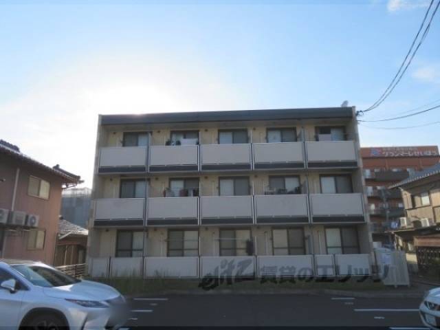 レオパレス西駅前外観写真2