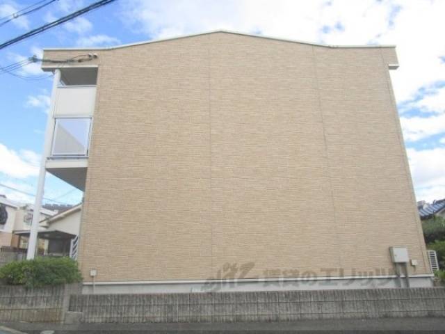 レオパレスＭＩＣＨＩＫＯ外観写真2