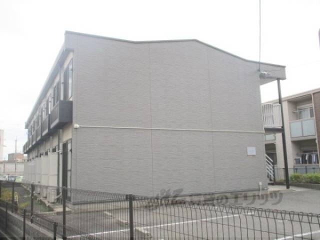レオパレスコスモハウス外観写真3