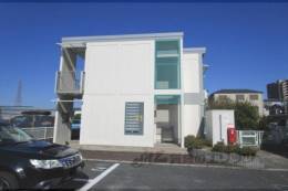 レオパレス渚外観写真