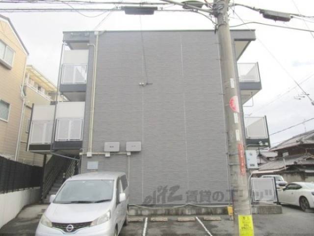 レオパレスグローリー外観写真1