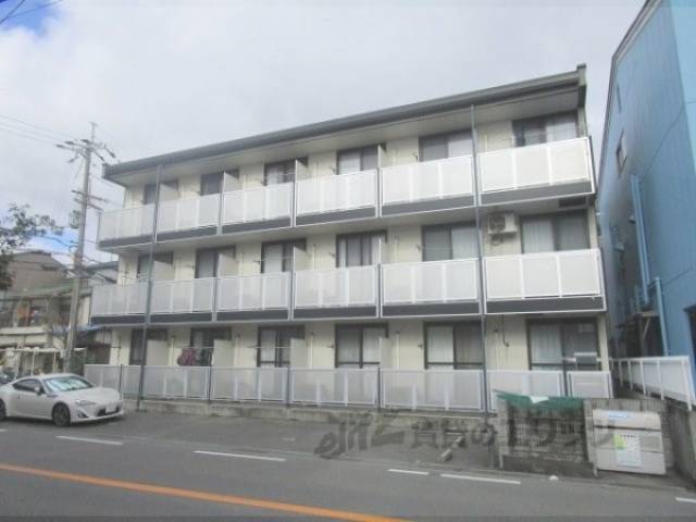 レオパレスグローリー外観写真3