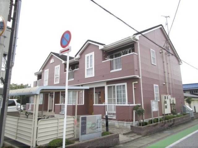 モン　ポローニヤ外観写真2