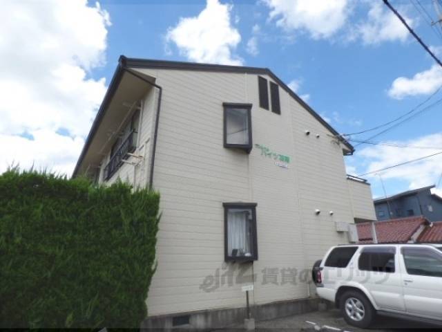 ハイツ湖南外観写真1