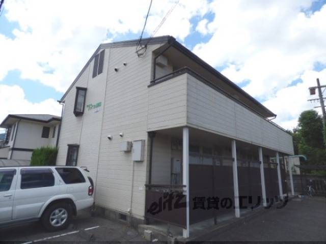 ハイツ湖南外観写真2