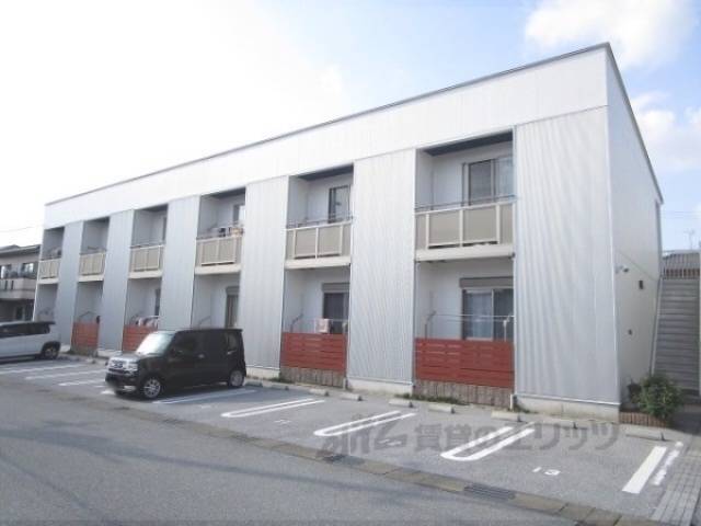 ロイヤルクレスト外観写真1