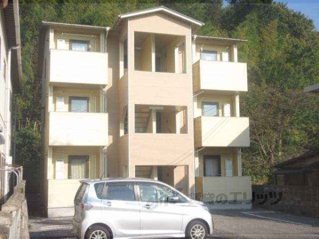 ＥＡＳＴ　ＧＡＲＤＥＮ外観写真2