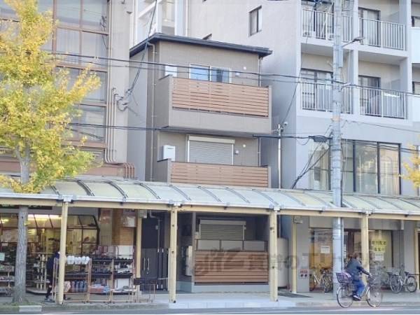 136082の外観写真