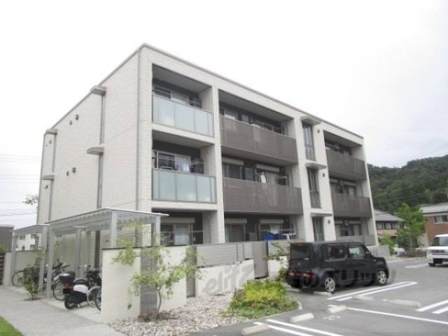 ブリリアント　レジデンス（Ａ棟）外観写真3