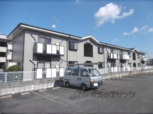 サニースクエア外観写真1