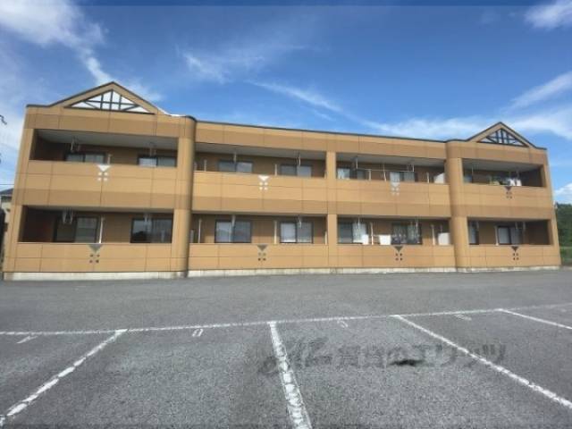 ペア　ガーデン外観写真1