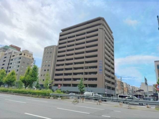 リーガル京都烏丸五条通り外観写真1