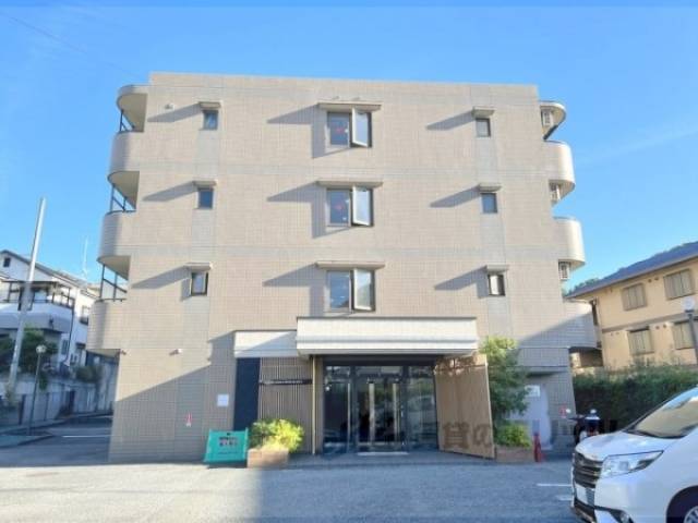 アルカディア枚方外観写真2