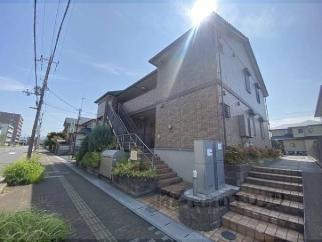 ステラ西大寺外観写真1