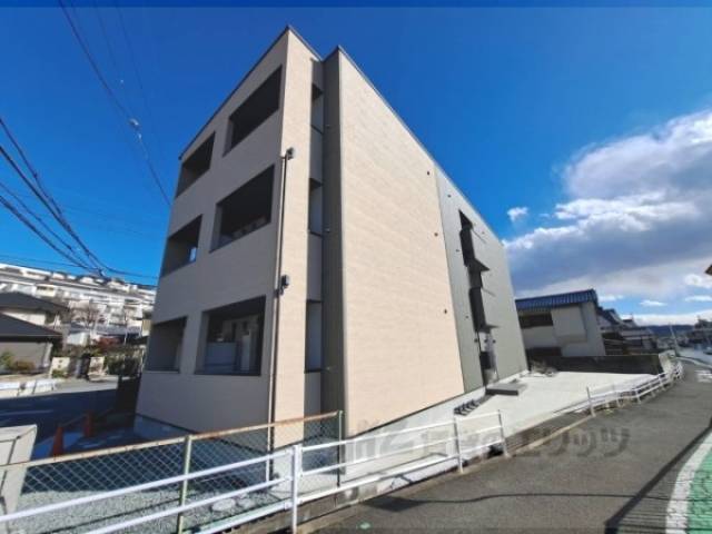 ＭａｒｋＶｉｌｌａ　Ｉｋｏｍａ外観写真1