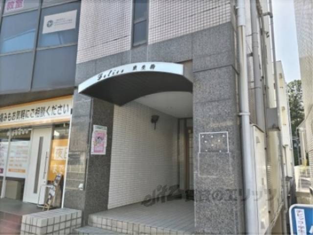 フェリス東生駒外観写真1