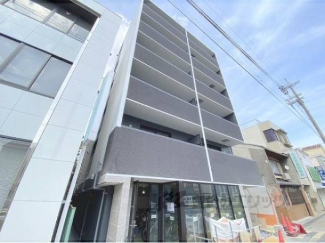 メゾン・ド・クレール西大路外観写真1