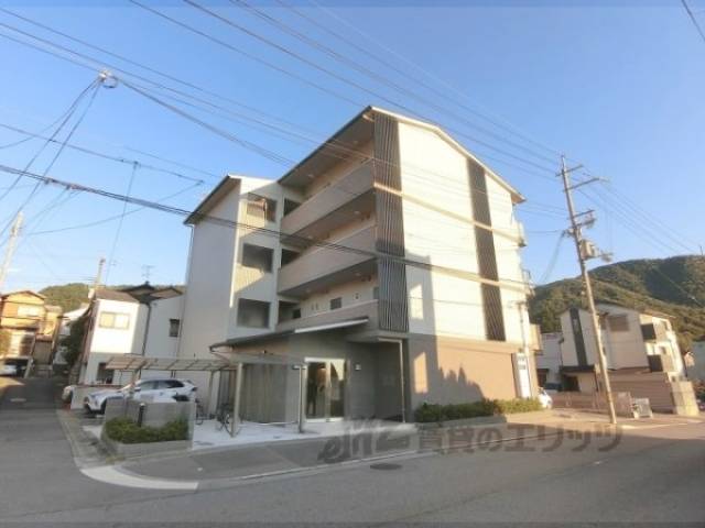 ヒルズ京都東外観写真1