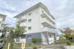 コンフォールかぶと台21号棟外観写真