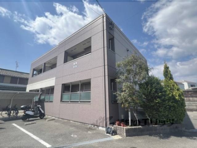 ユニヴァリィ　サンシャイン外観写真1