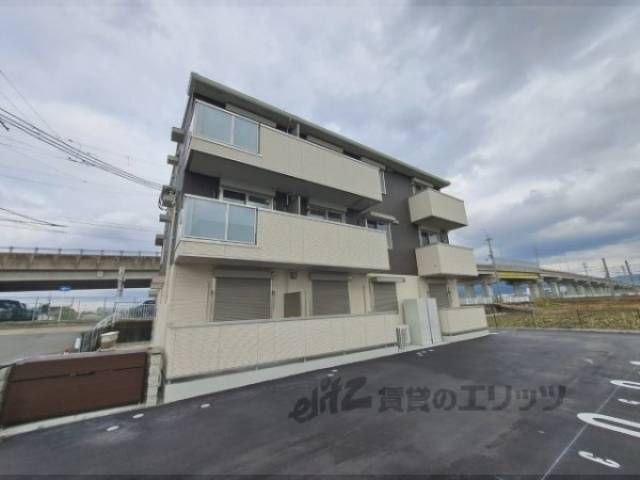 シャルマン大和郡山外観写真1