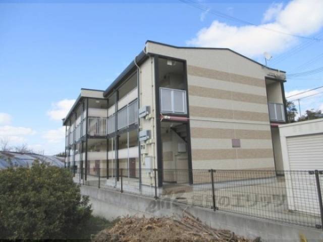 レオパレス東菜畑２外観写真1