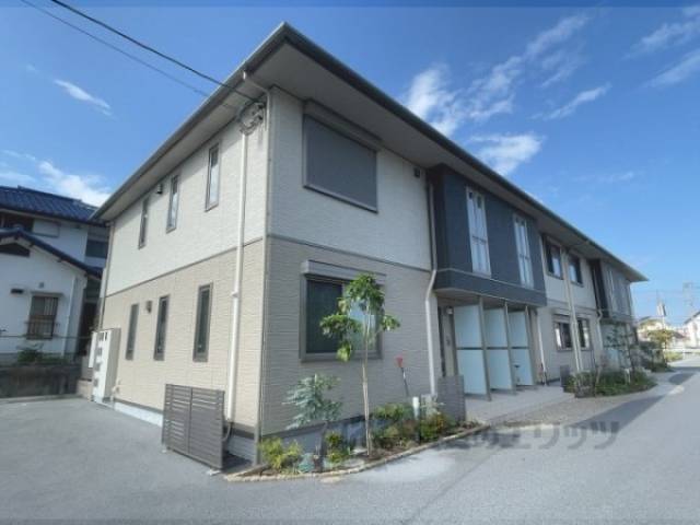 エスト　エノーム外観写真1