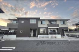 エレガンシア外観写真